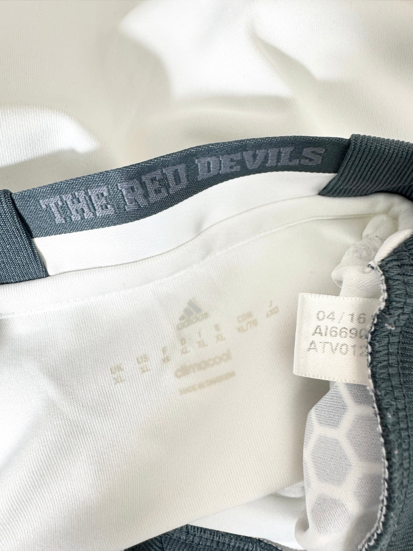 Manchester United 2016-17 Third - Size XL