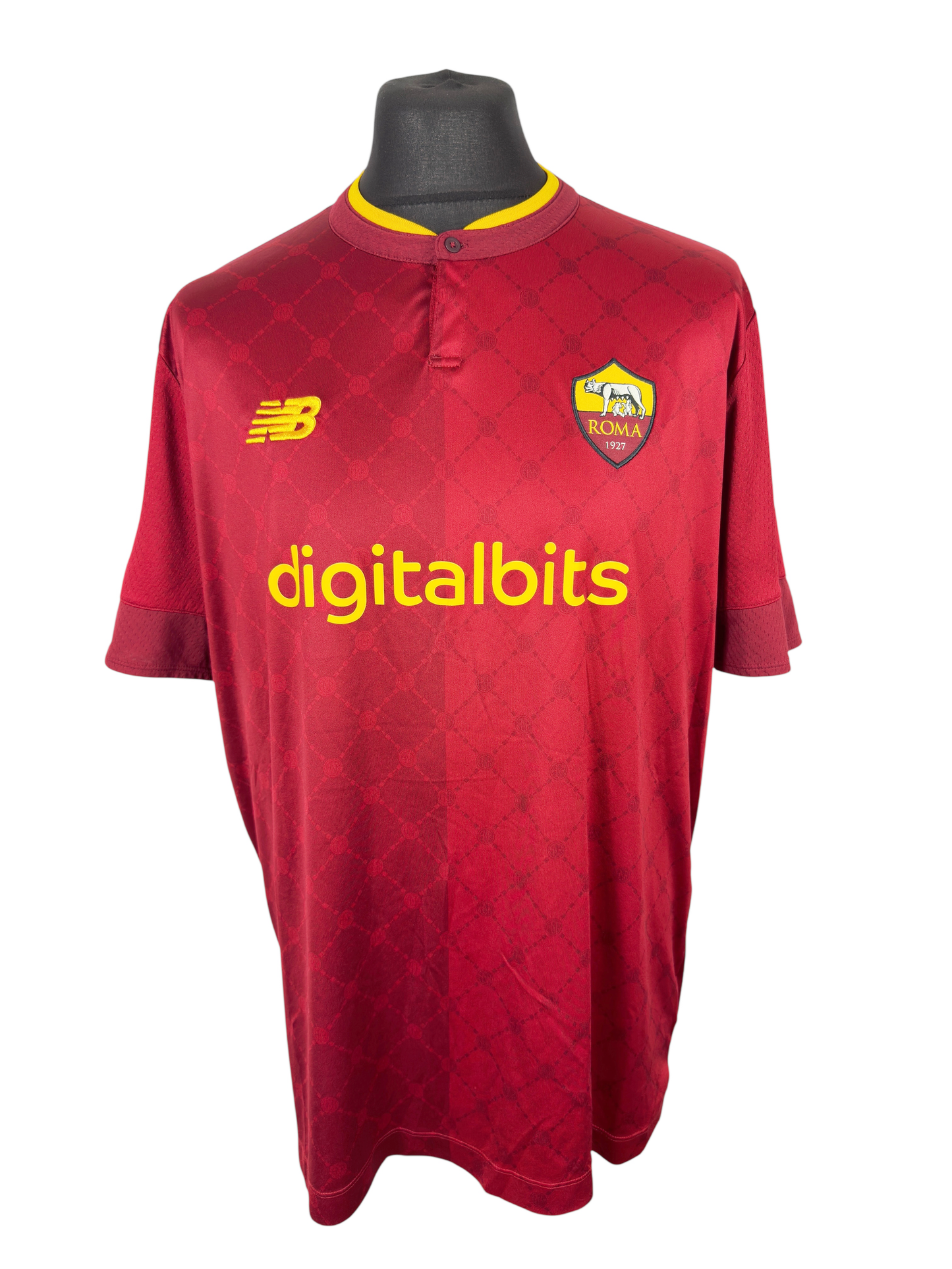 AS Roma 2022-23 Home - Size XXL (XL Fit)