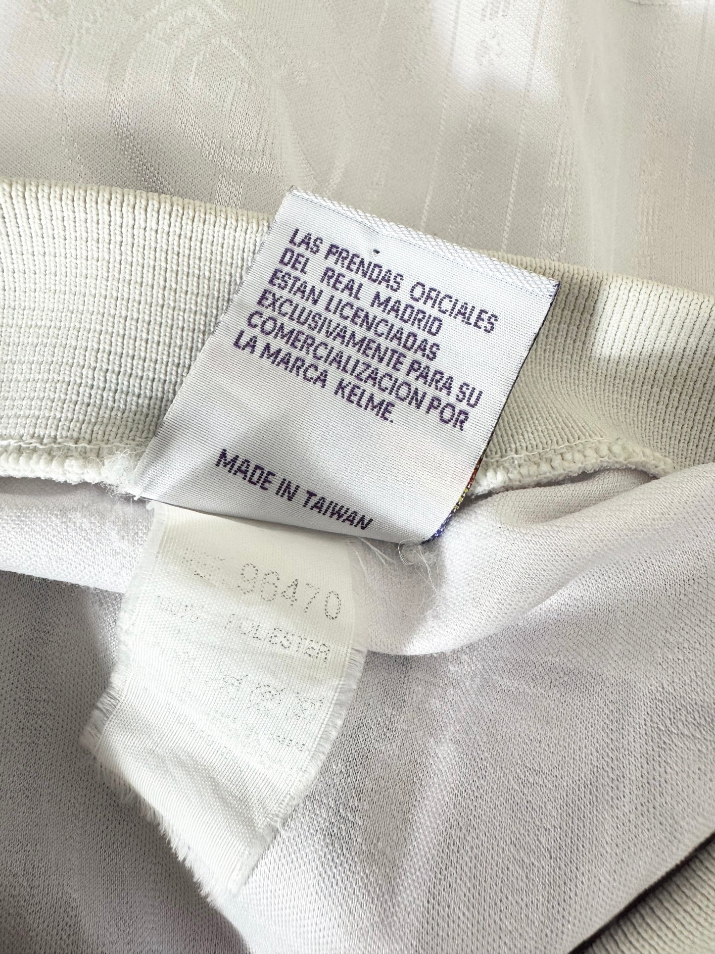 Real Madrid 1996-97 Home - Size XL - Laudrup 10