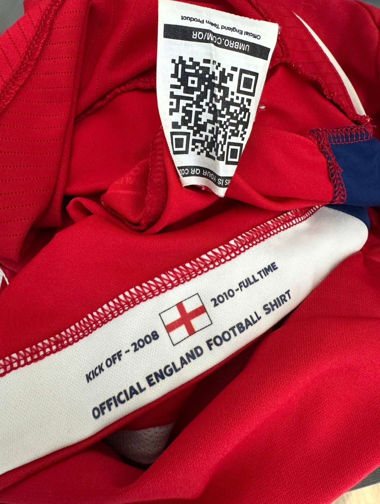 England 2008-10 Away - Size XL (L Fit)