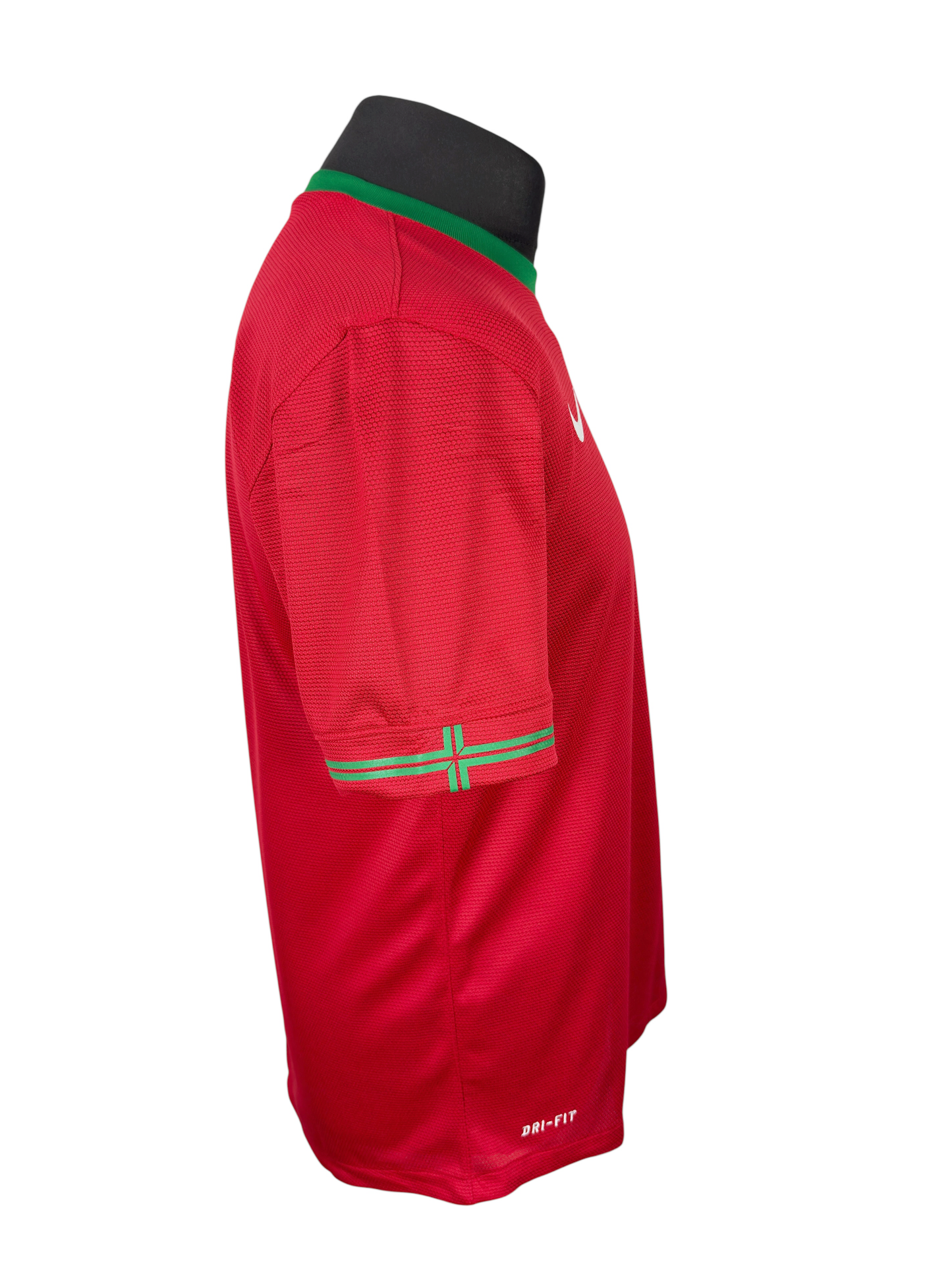 Portugal 2012-13 Home - Size M - Ronaldo 7