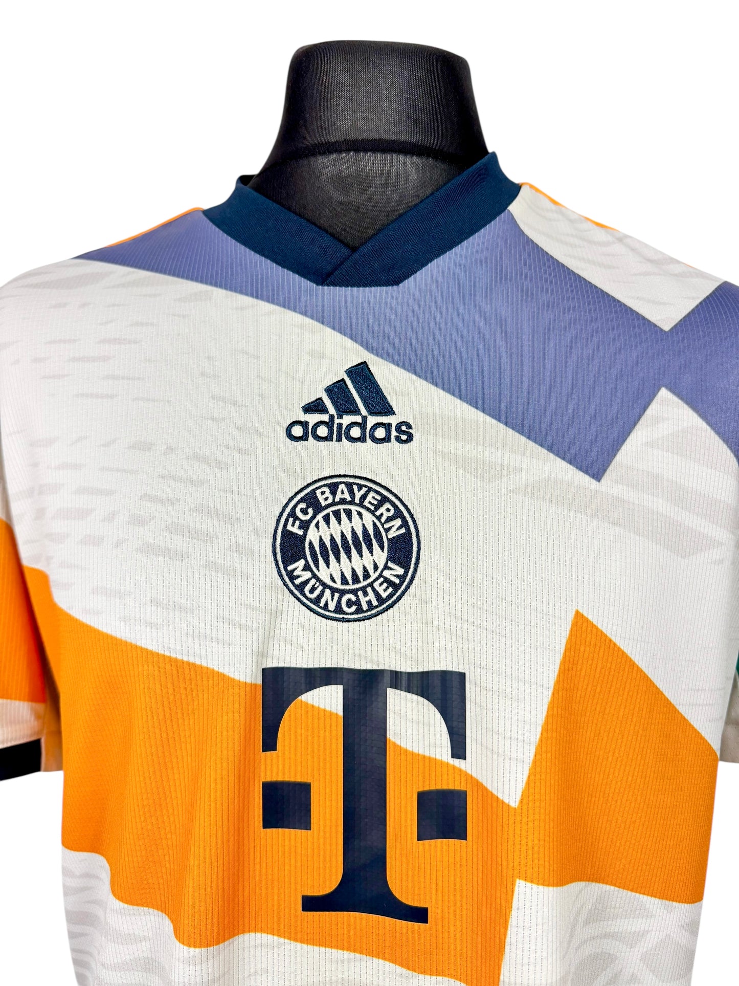 Bayern Munich 2022-23 Fourth - Size XL