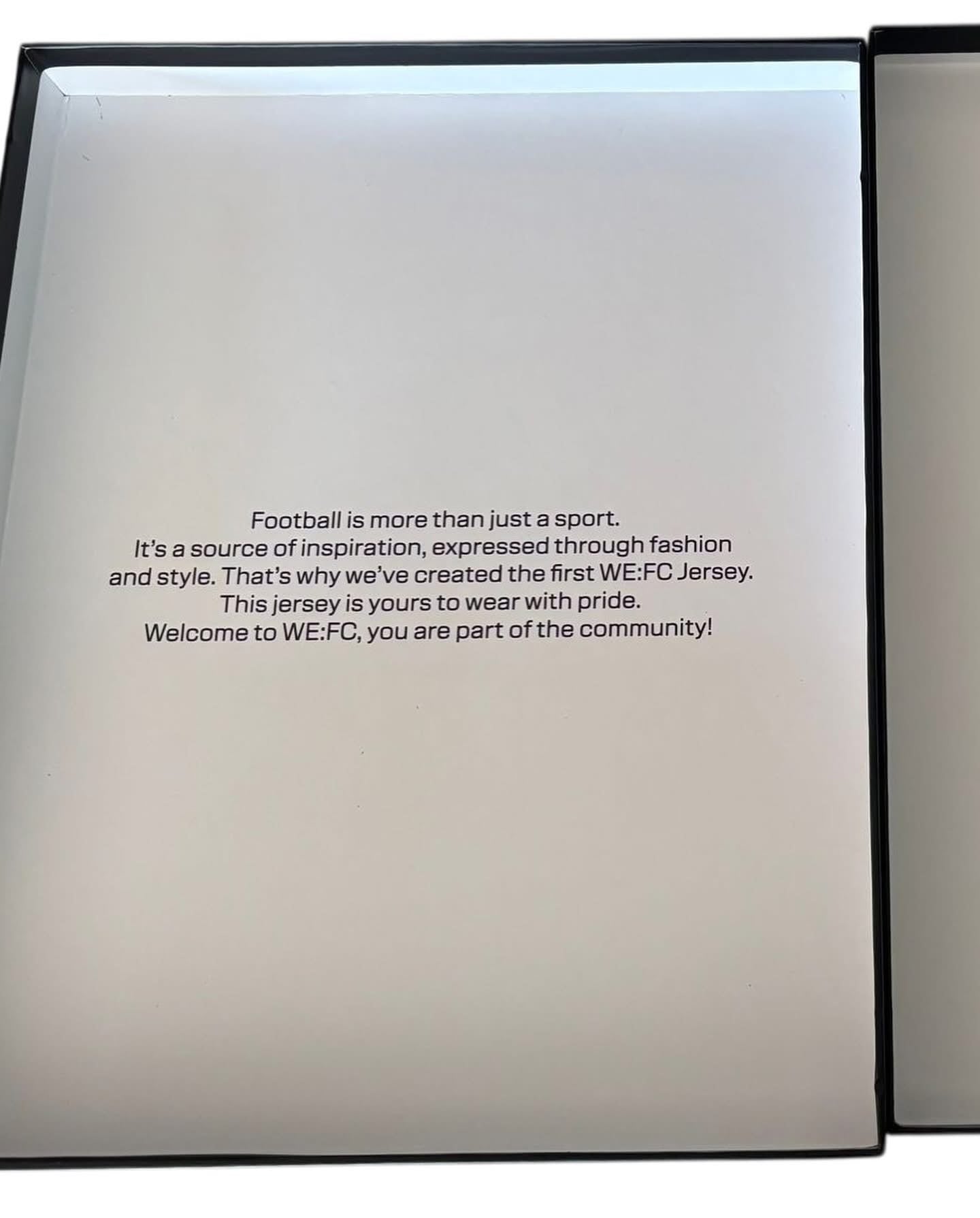 Cologne “Kölsche Originale” Limited Edition Shirt & Box - Size L (XL Fit)