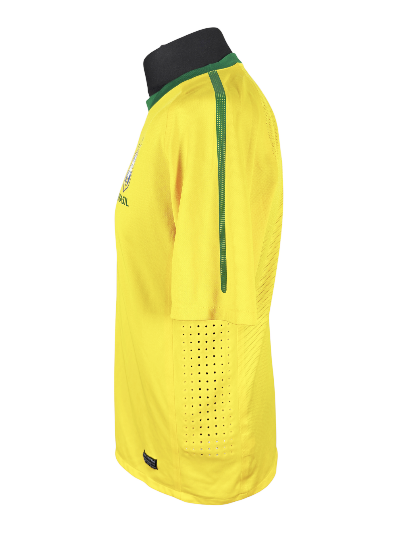 Brazil 2010-11 Player Issue Home - Size L (S Fit) - Kaka' 10