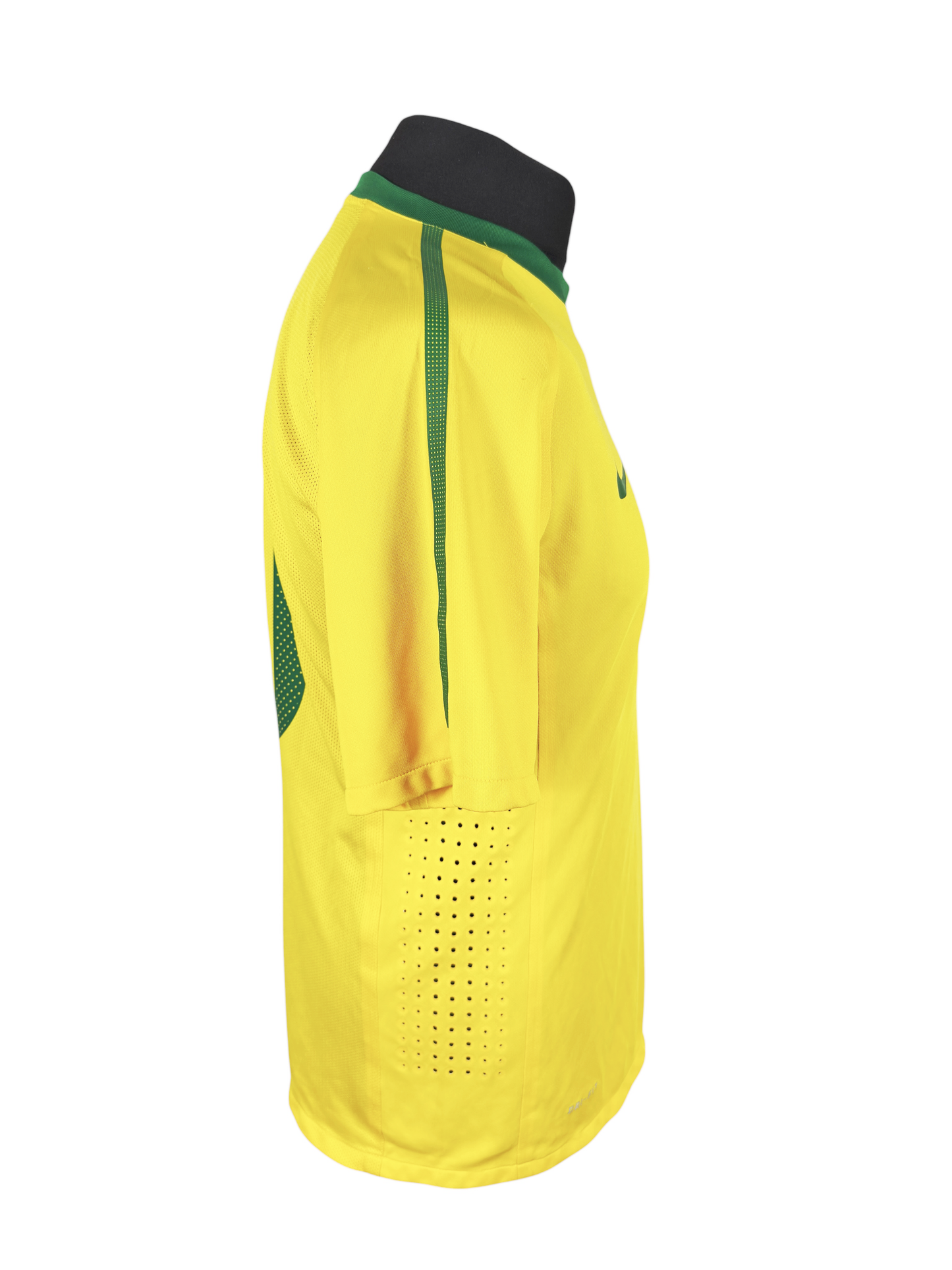 Brazil 2010-11 Player Issue Home - Size L (S Fit) - Kaka' 10