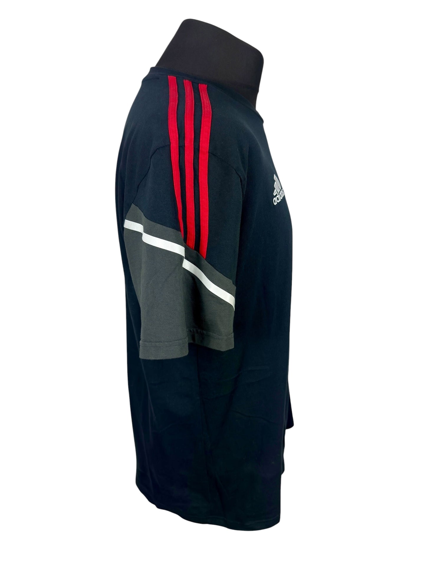 Manchester United 2022-23 Training - Size XL