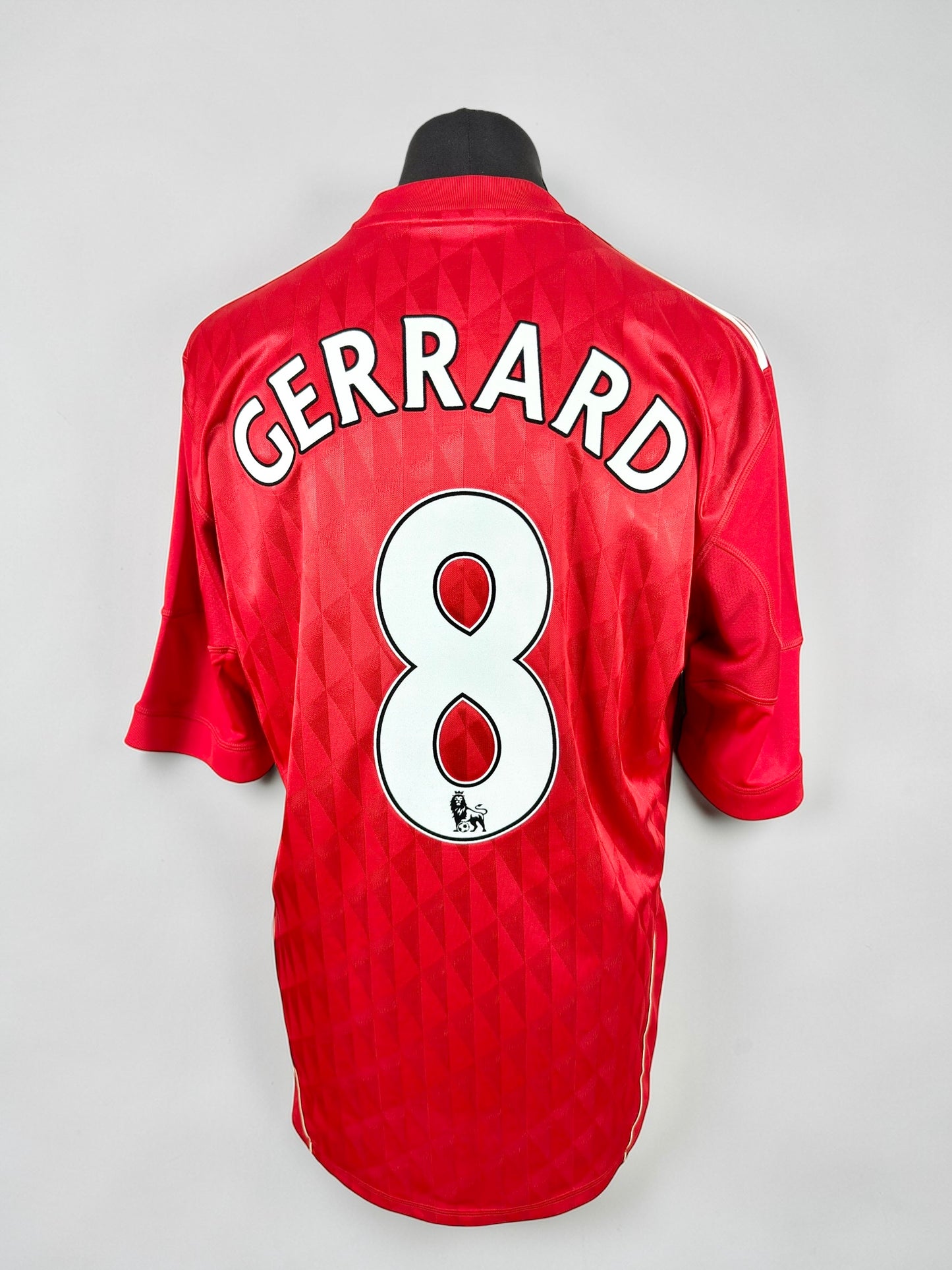 Liverpool 2010-12 Home - Size L - Gerrard 8