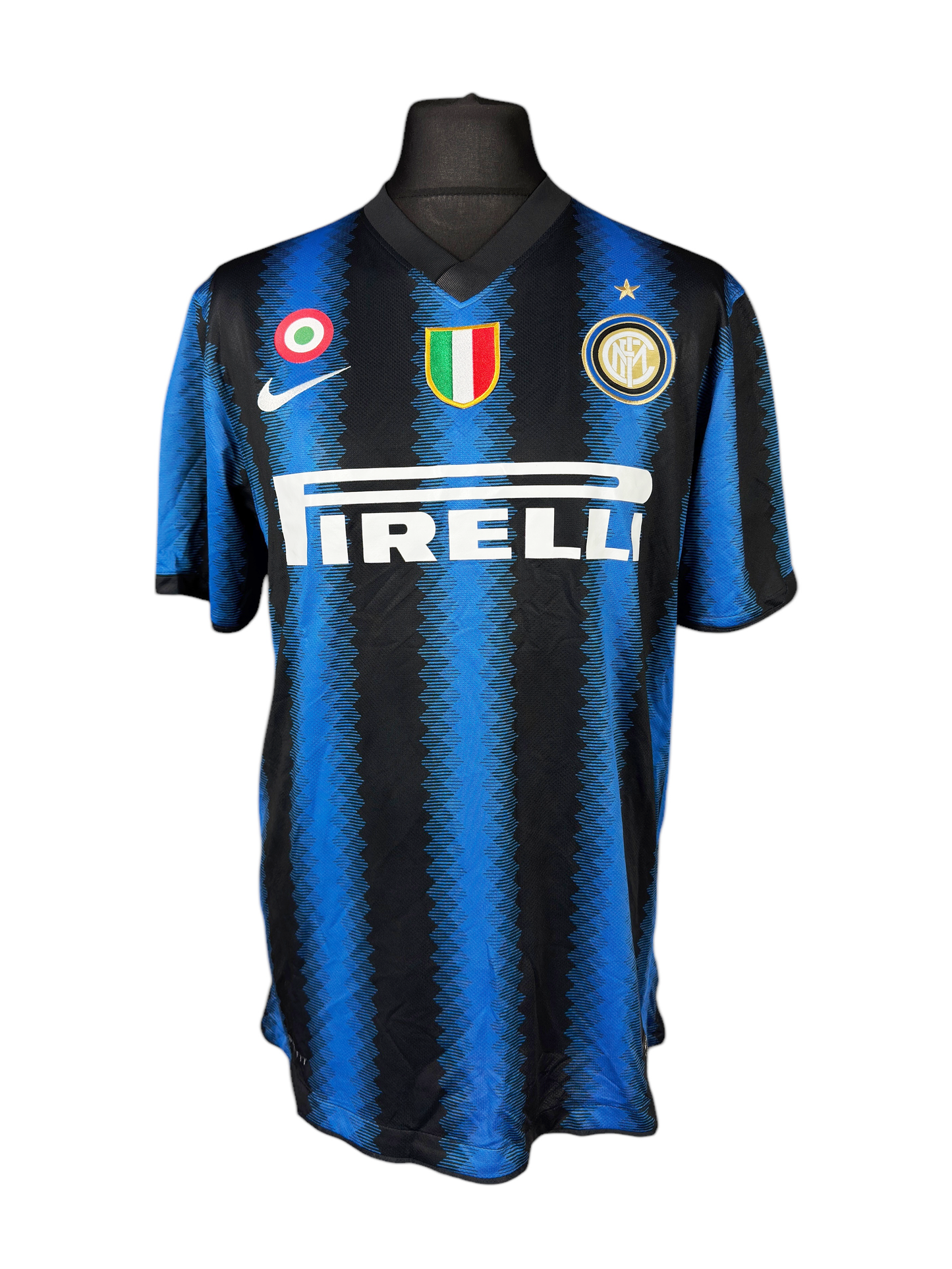 Inter Milan 2010-11 Home - Size L - Milito 22 (Signed)