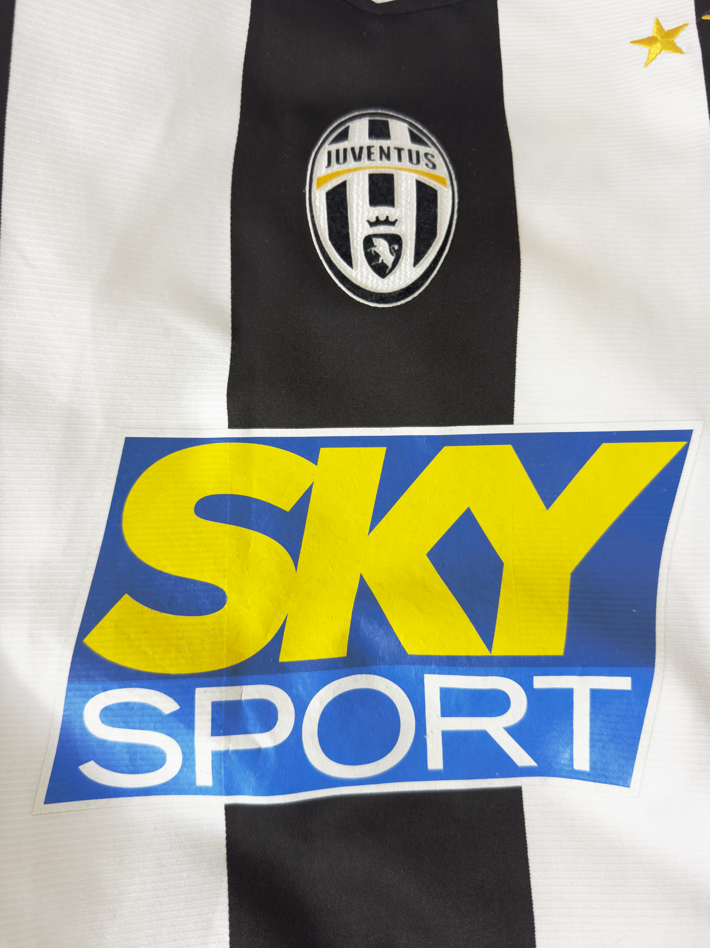 2004-05 Juventus Home - Size L (M Fit) - Thuram 21