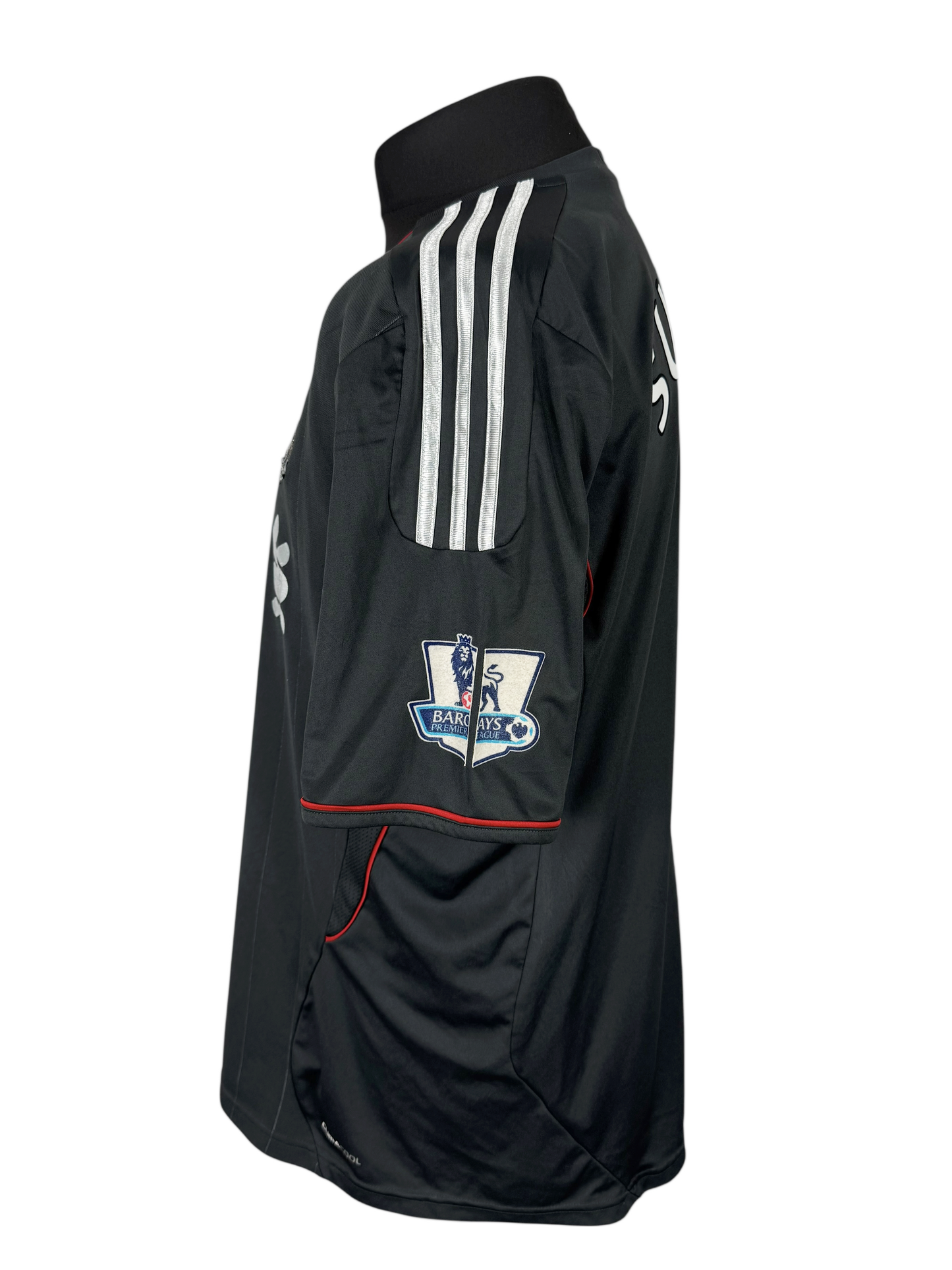 Liverpool 2011-12 Away - Size L - Suarez 7